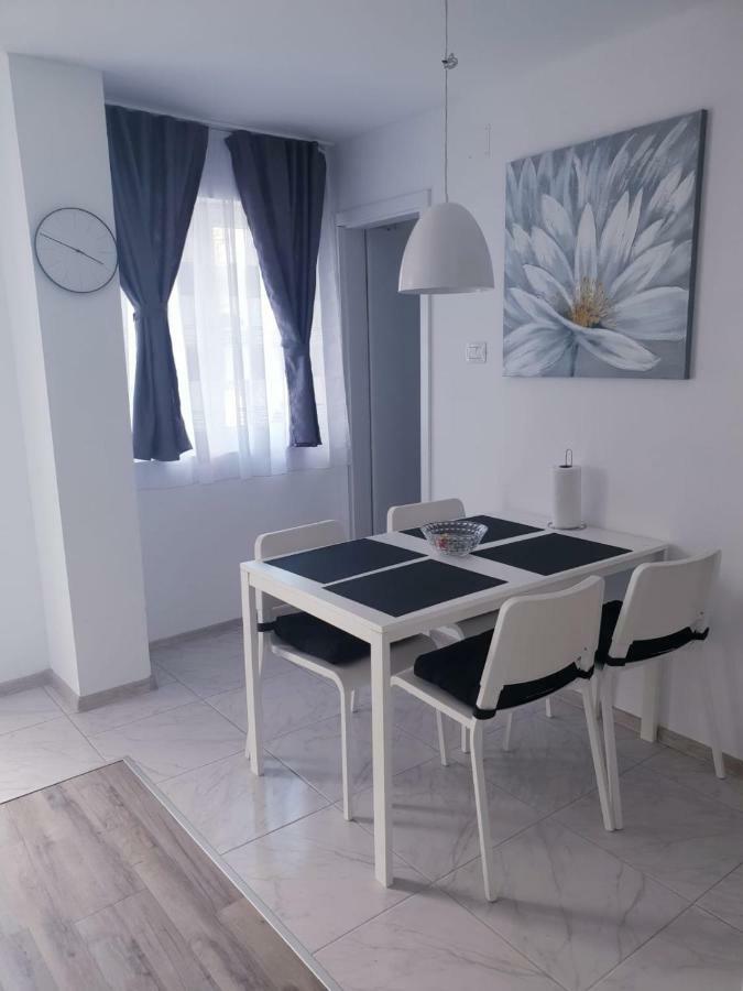 Apartmani Andrej Udbina Ngoại thất bức ảnh